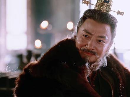 西炎王外孙女小夭备受宠爱地位显赫