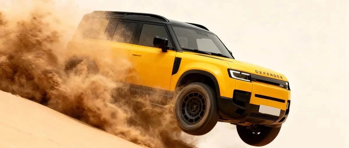 40万，奔驰“小g” VS 路虎“小卫士”，年轻人的第一台大玩具你怎么选？