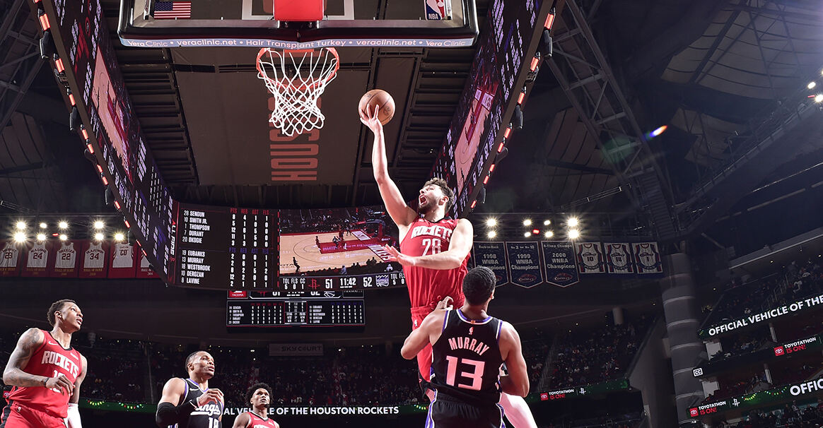 申京28+10雷诺新高25分 火箭26分大胜国王