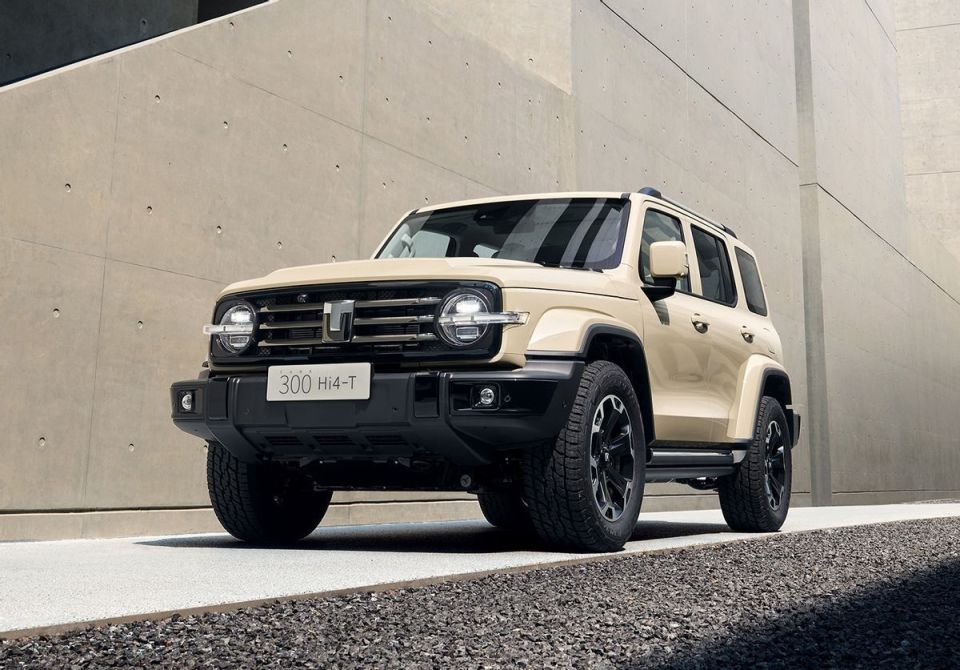 售24.98万，坦克300 Hi4-T宁德时代版上市！充电更快，亏电油耗低