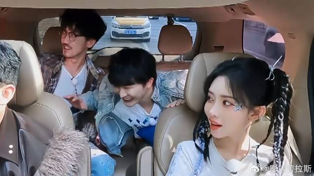 孟子义周深唱《黄昏》，忘词的样子太真实，笑疯周传雄！