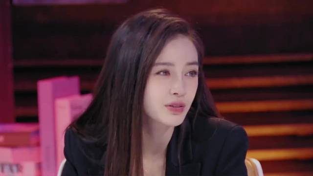 网友自述为爱冲锋经历，称不懂爱者才是小丑