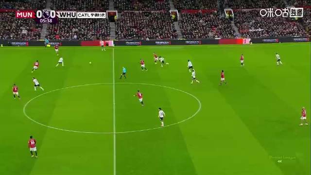 关键！马特乌斯无人盯防打门，卡塞米罗倒地封堵挡出底线！