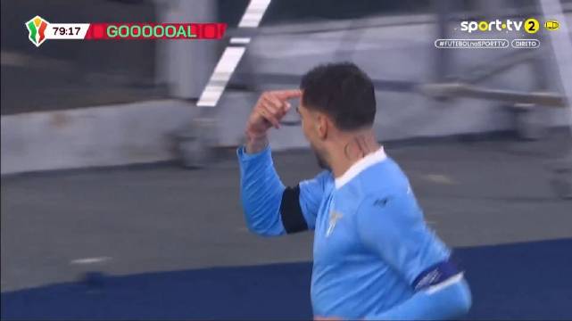 扎卡尼10年联赛仅3次头球破门，克雷斯波式甩头罕见