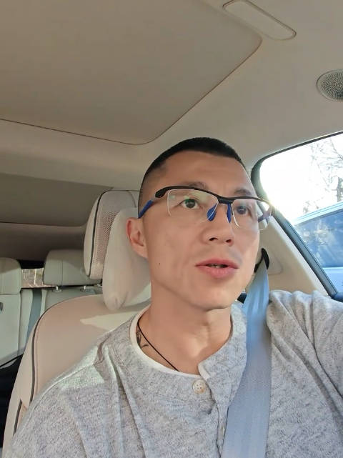 陈震回应被禁言是自作自受