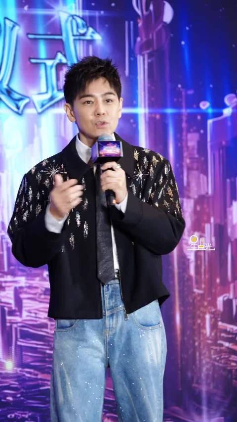 51岁林志颖出席活动状态佳，不老男神风采依旧