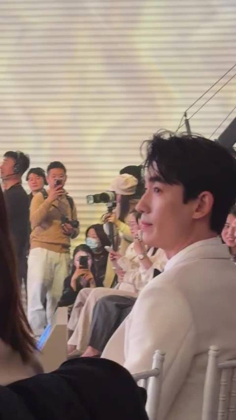 朱一龙啊啊啊啊