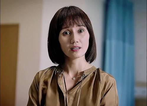 丈夫替妻子入 狱十年，不料妻子早就改嫁了， 相逢时节/雷佳音/袁泉