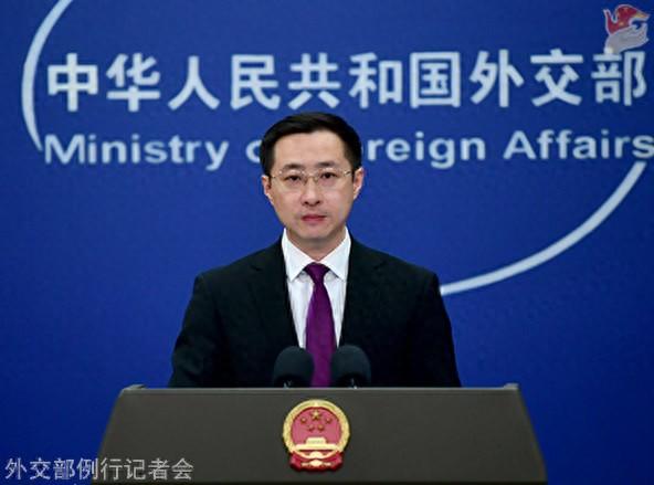 日方称中国扩大军事活动，外交部：不必大惊小怪、过度解读