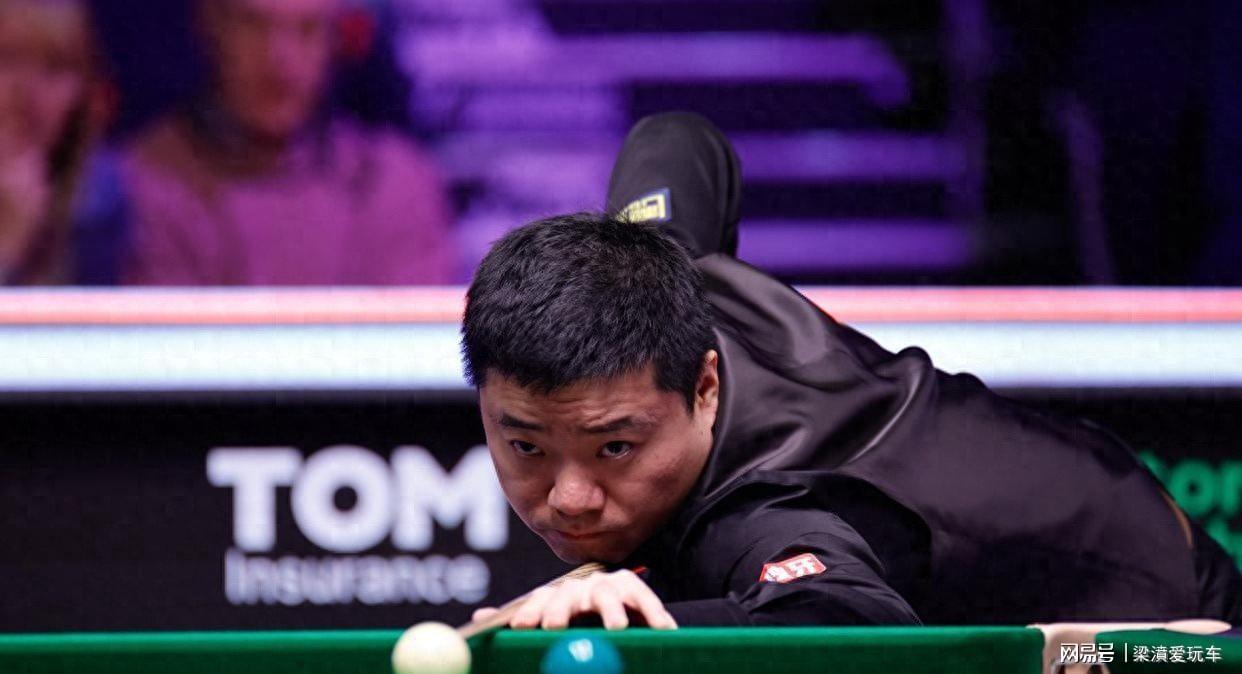 太燃了！3人锁定英锦赛八强，丁俊晖绝境翻盘书写传奇！