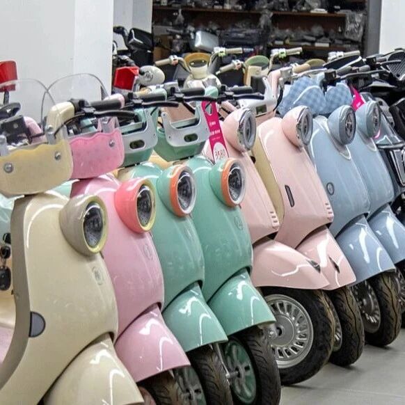 探访新国标落地后的电动车店，多家观望