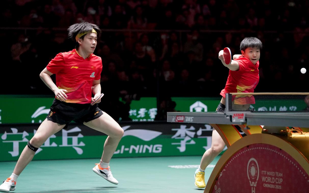 世界杯爆大冷！世界冠军0-2惨败，伊藤美诚剃光头，日本约战国乒