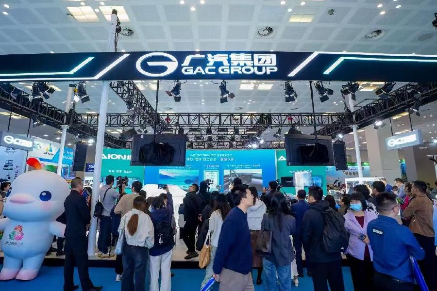 展现智能网联前沿技术，广汽埃安i60实力亮相AIE