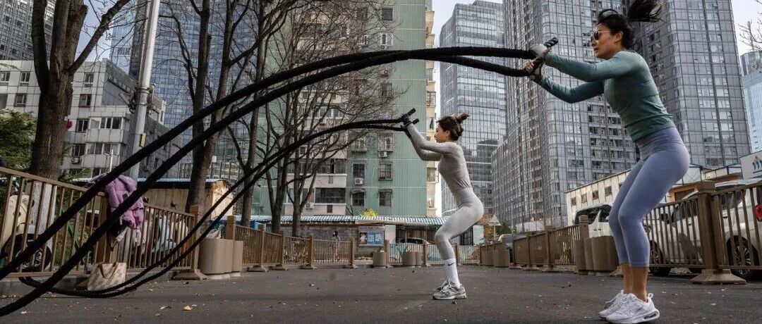 “开开心心花出2万元”，女性今年最肯花钱的爱好不再是医美