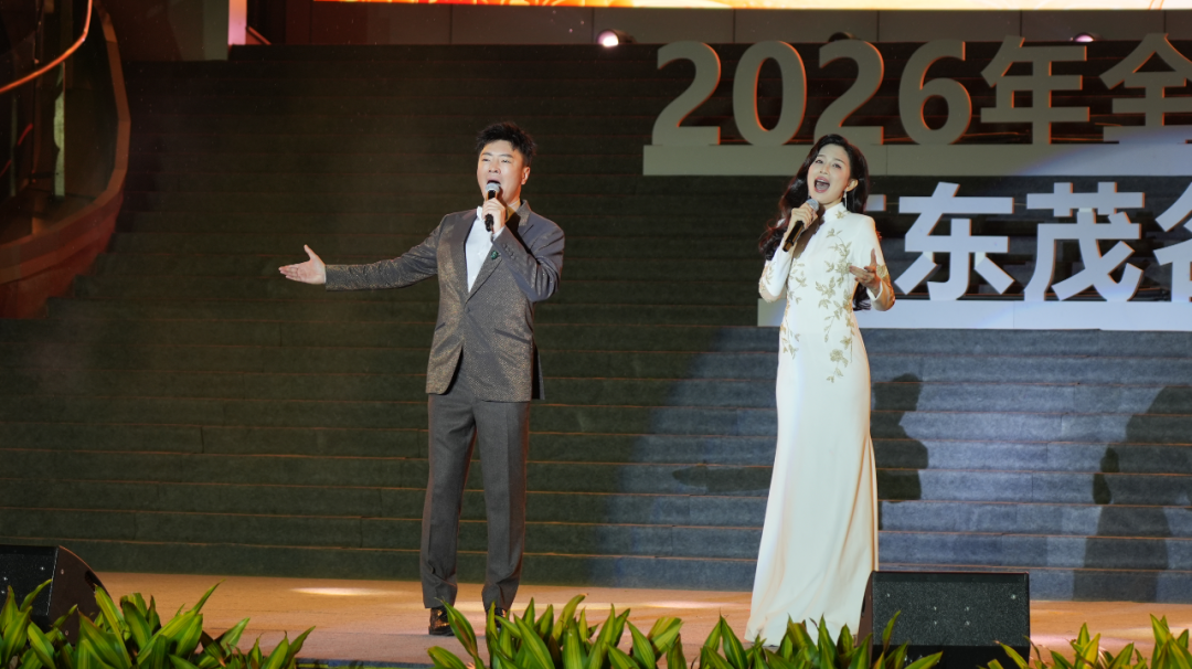 歌曲《爱是阳光》