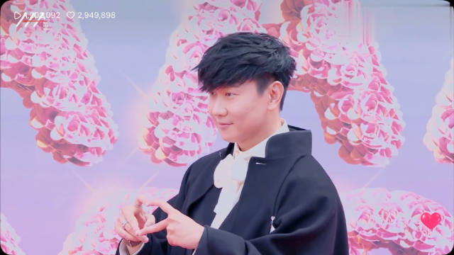 林俊杰AAA红毯，今晚将登台献唱 谁的网络生活又开始了？