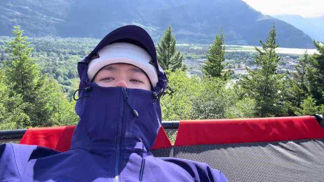 男人只要想报备，在悬崖上也有时间