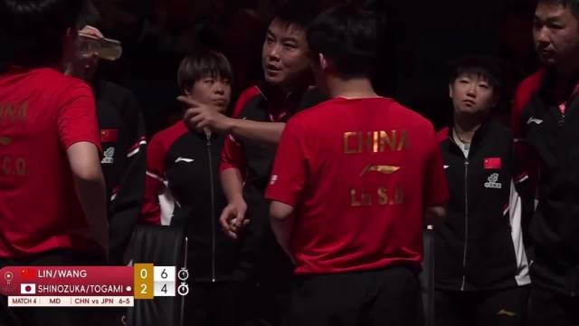 王皓点出林高远单打习惯问题，双打默契需磨合