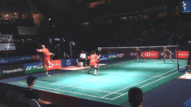 郑思维《世一腰》 没人能在这么极限的情况下还杀球