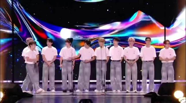 十个勤天岁岁年年我们一起再接再厉！