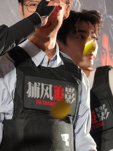 文俊辉谈青春定义，称奋斗瞬间即为青春