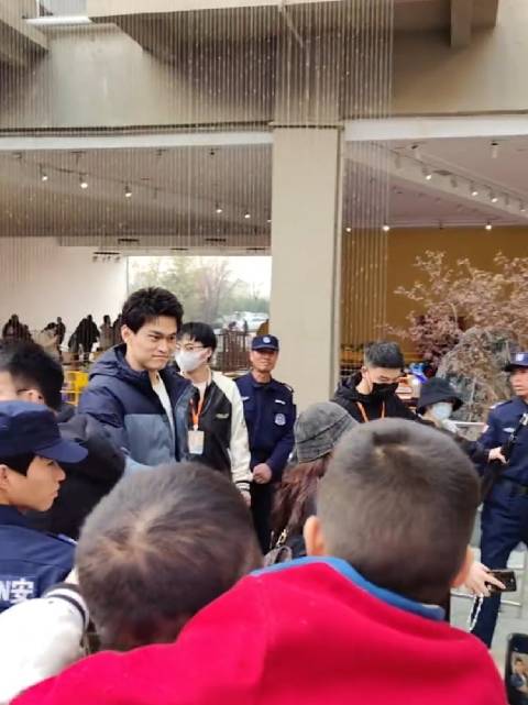 361°西安线下见面会圆满举行，粉丝热情互动