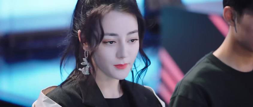 你是我的荣耀:队友被换下去，乔晶晶选择于途，于途颜值惊呆全场