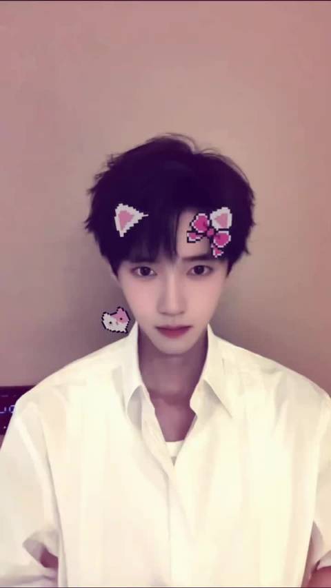 zyr周翊然江湖夜雨十年灯 为什么能这么可爱的