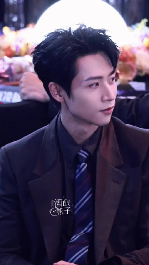 魏晨我求你接一部霸总现偶