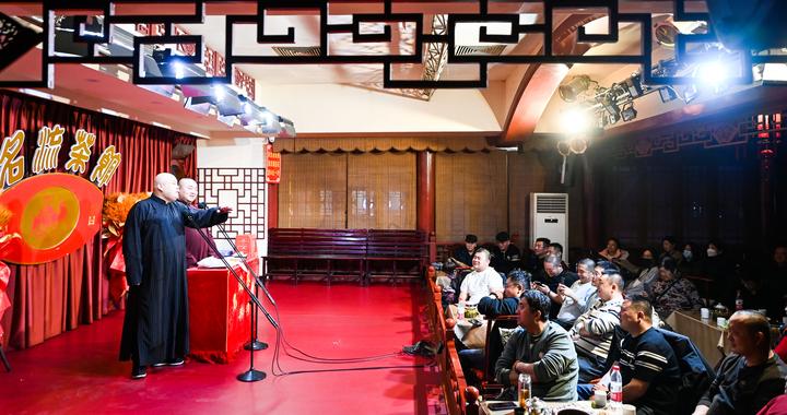 相声小剧场 冬日聚人气