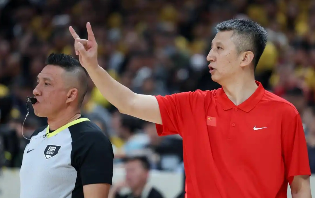 男篮惨败后找借口？郭士强被韩国队狠狠打脸：中国队集训时间最长