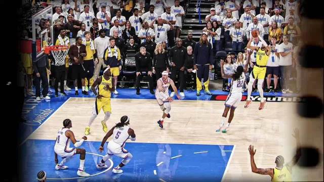 教练怀孕被球员发现！美版花木兰，步行者助教带着女儿闯NBA！