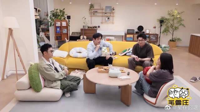 大鹏与白客十年无交集，只因以前存在竞争关系，现在属于顶峰相见