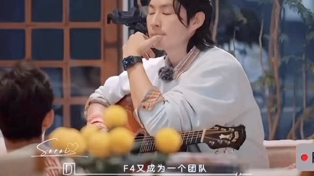 朱孝天称F4仅为工作关系，言承旭吴建豪受访印证