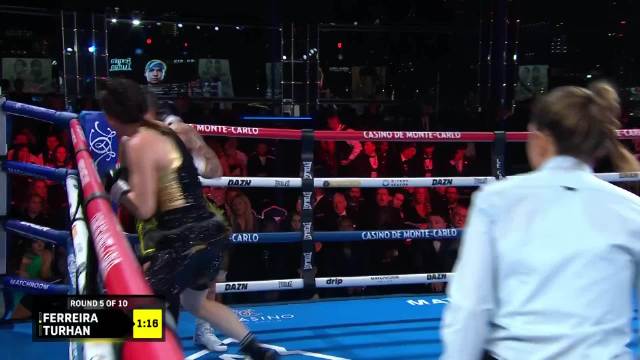 艾丽芙图尔汉五回合TKO费雷拉夺IBF轻量级金腰带