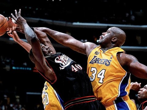 奥尼尔上高中的时候是打后卫的，所以奥尼尔的技术不差