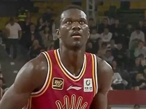 山西胜广州！诺威尔狂砍39分，法耶万金油，徐昕迷失了！