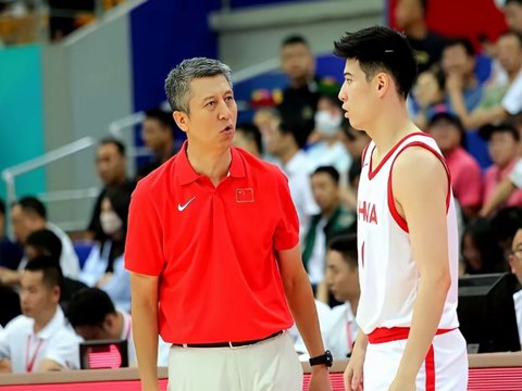 男篮惨败郭士强却不该下课？姚明8年前就说过：3点让他坐稳帅位？