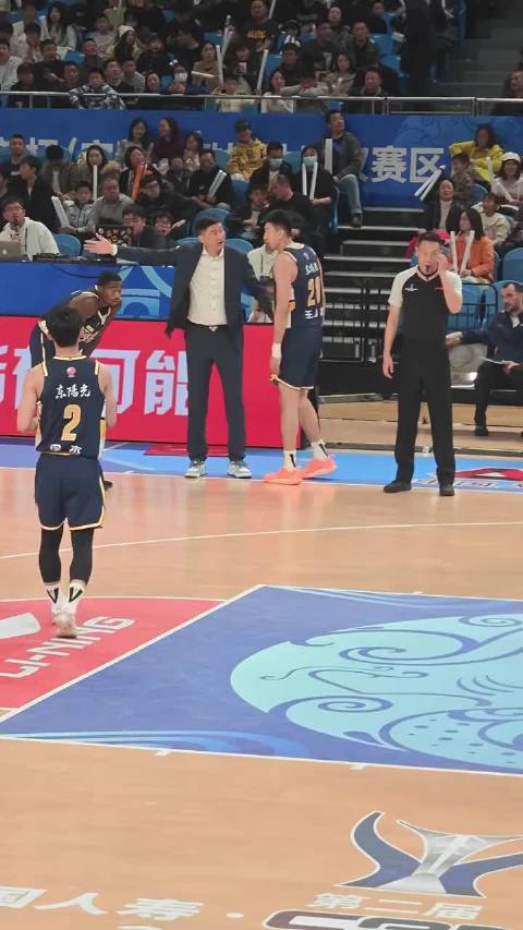 CBA俱乐部杯 广东东阳光 王少杰真不错 广东宏远CBA