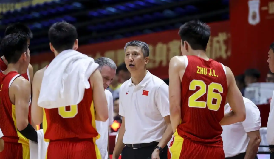 中国男篮有救了？郭士强苦主黯然下课：韩国队这波操作绝了？