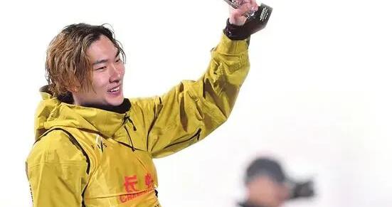 国际雪联滑雪大跳台世界杯北京站 山西运动员苏翊鸣夺冠