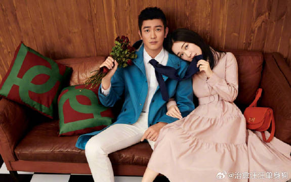 杜江夫妇三亚度假被偶遇，霍思燕生图下体型圆润，丰腴女人味十足