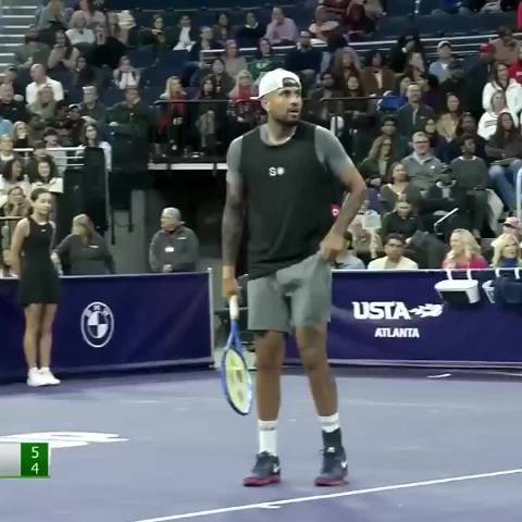 萨巴伦卡谢尔顿表演赛胜大坂直美克耶高斯