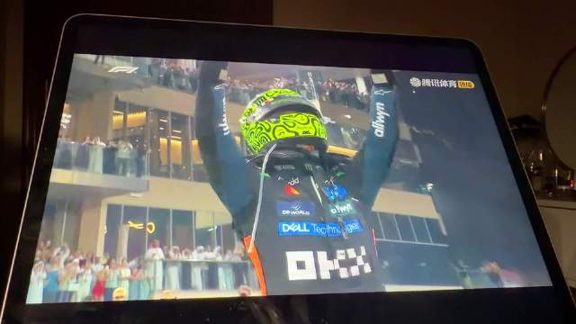 恭喜迈凯伦 恭喜诺里斯 恭喜维斯塔潘！