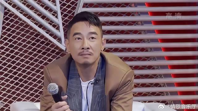 Gai周廷演唱《给自己的歌》 开口第一句，就令陈小春震惊！