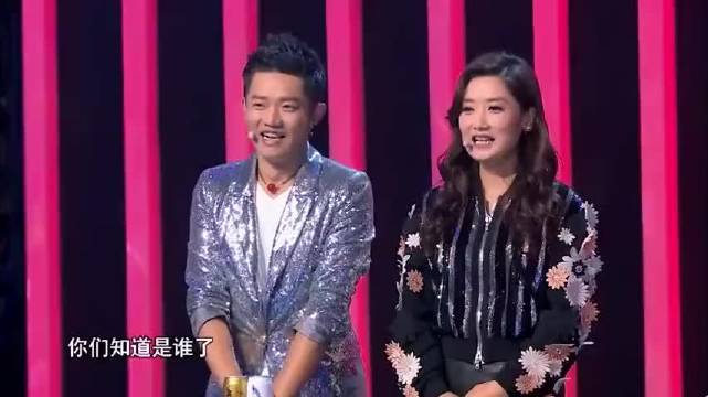 大张伟不愧是你！用了20首别人的歌凑一堆儿，给全场都整懵了