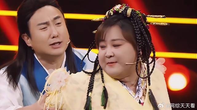 大侠请出招，王牌家族纷纷展示才华，比拼绝活精彩！