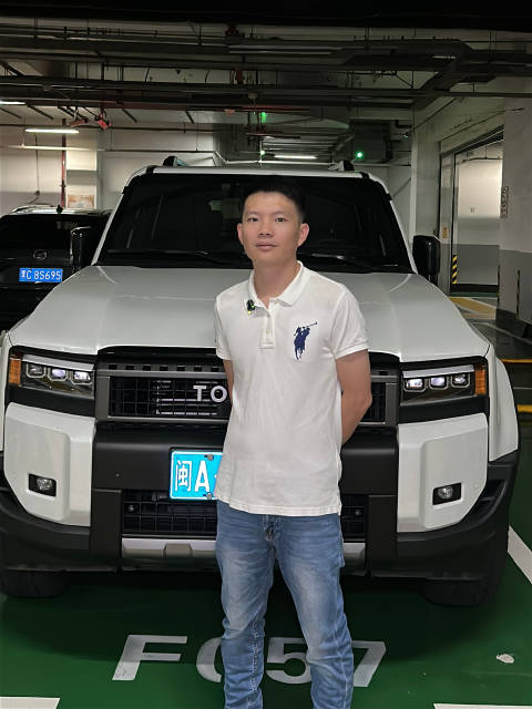 新款普拉多悍野WX版的胸怀，丈量这座城市的体温