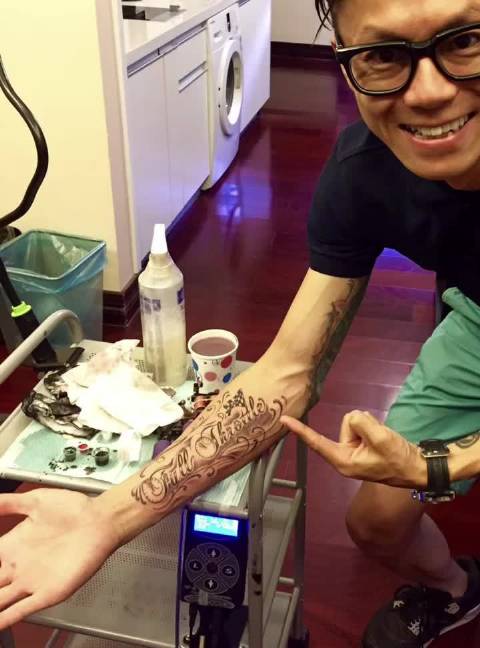 陈震多平台被禁言，曾因点餐要求引热议