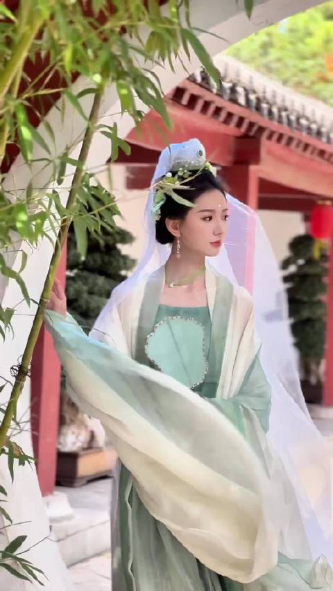 于正官宣张婉莹担纲新剧女一号，学霸教师跨界引期待